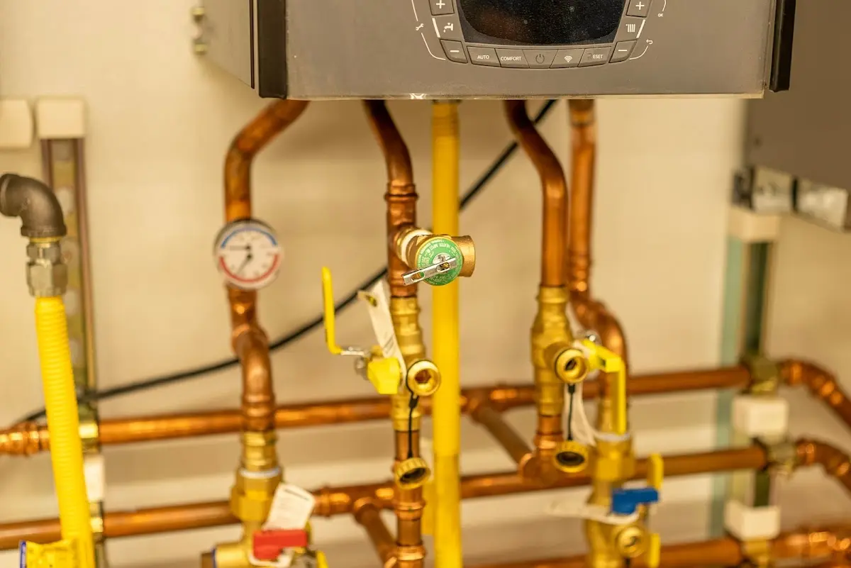 Licensed technician providing Emergency Plumbing for a homeowner in Pompano Beach